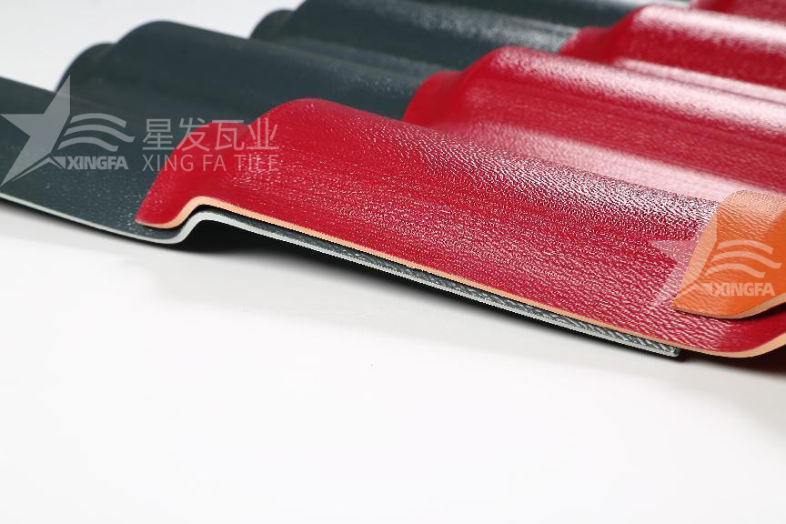 合成樹脂瓦的四層材質(zhì)揭秘：讓你徹底了解屋頂?shù)谋Ｗo(hù)體系！